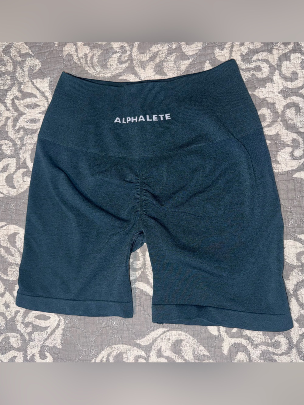 Alphalete Women's Seamless High-Rise Bike Shorts — Teal Blue